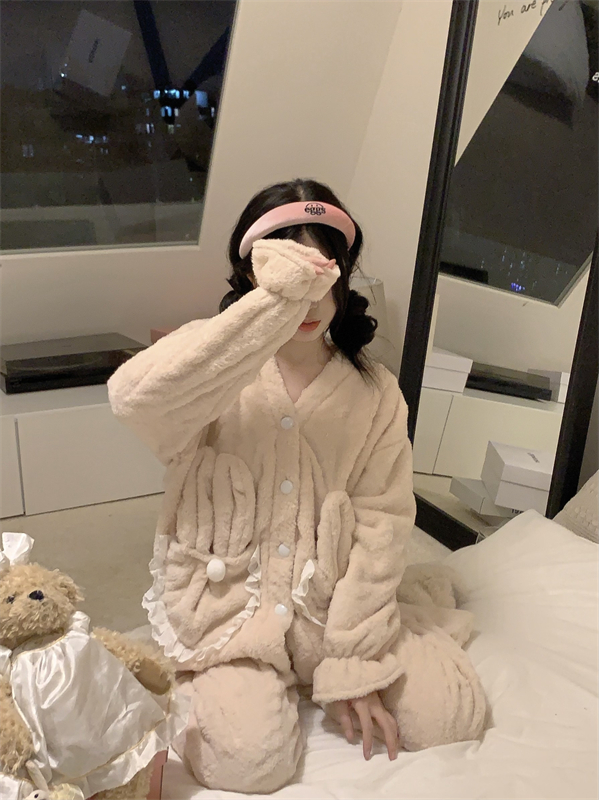 Long sleeve winter coral velvet Korean style pajamas a set