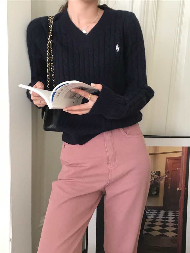 Pullover long sleeve V-neck twist Korean style sweater