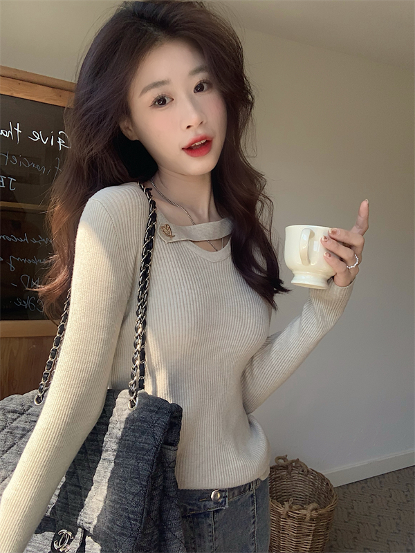 Autumn and winter V-neck tops slim all-match sweater