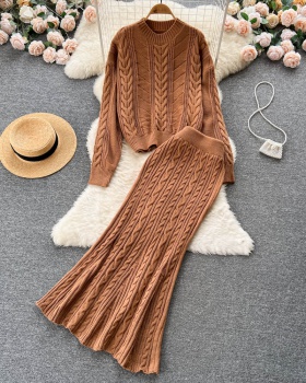 Lazy mermaid long skirt loose round neck pullover sweater 2pcs set