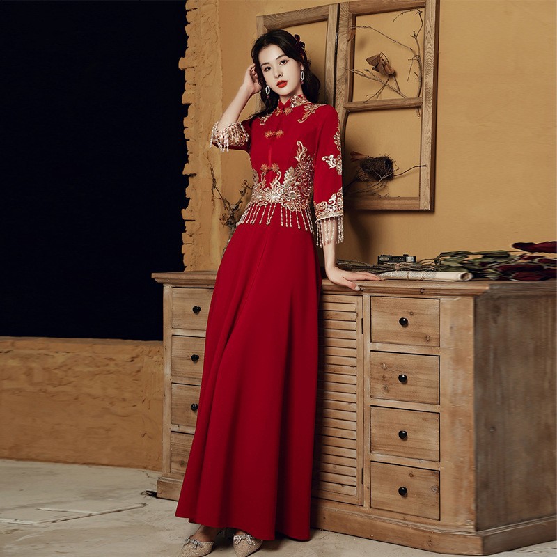 Bride cheongsam Chinese style evening dress for women