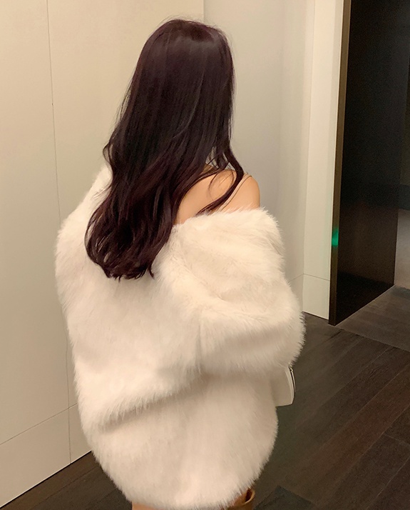 Grace loose fur coat imitation of fox fur coat for women