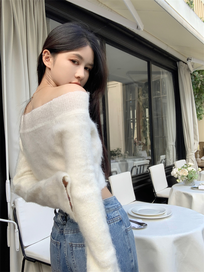 Strapless flat shoulder sweater short tops for women