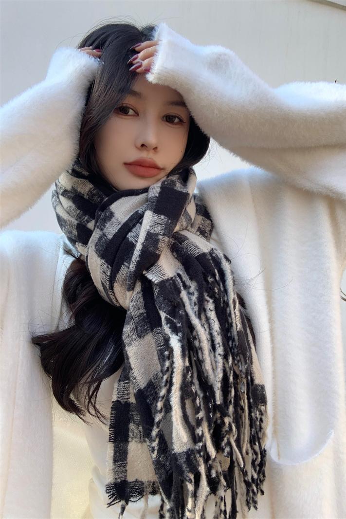 All-match scarf classic plaid black-white scarves for women