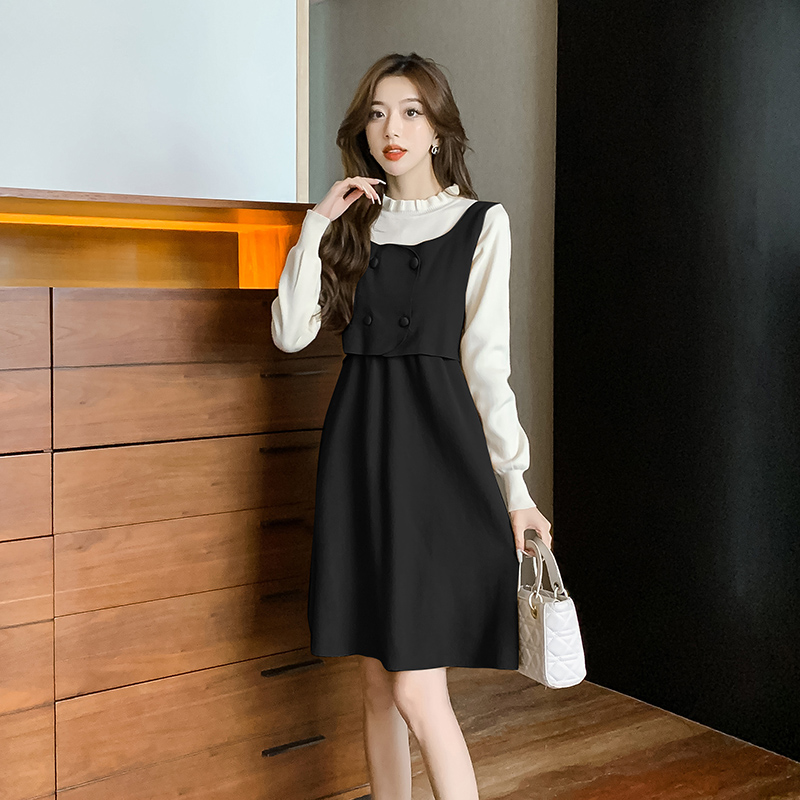 Autumn and winter knitted sweater Pseudo-two dress