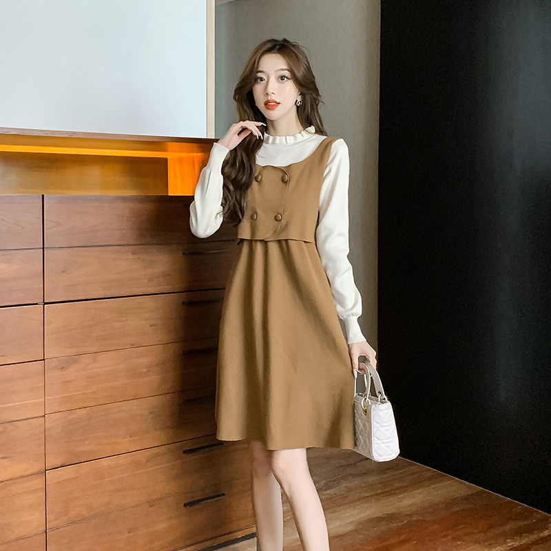 Autumn and winter knitted sweater Pseudo-two dress