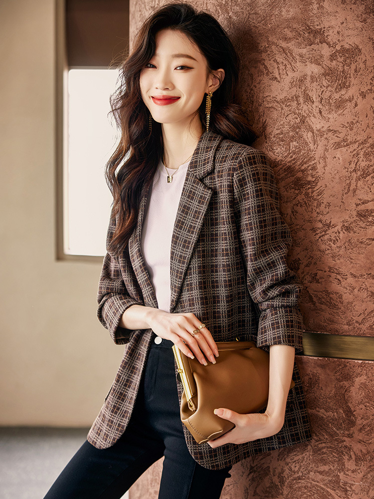 Slim autumn and winter coat plaid long business suit