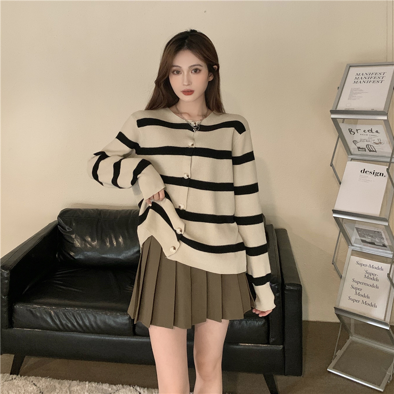 Round neck stripe cardigan autumn and winter coat for women