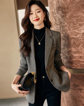 Fashionable business suit autumn and winter coat for women