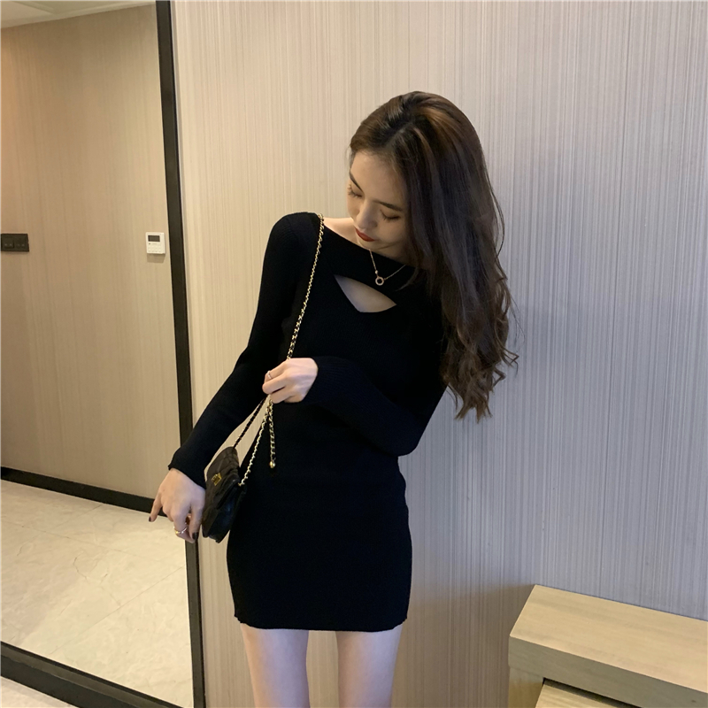 Hollow pinched waist autumn and winter dress
