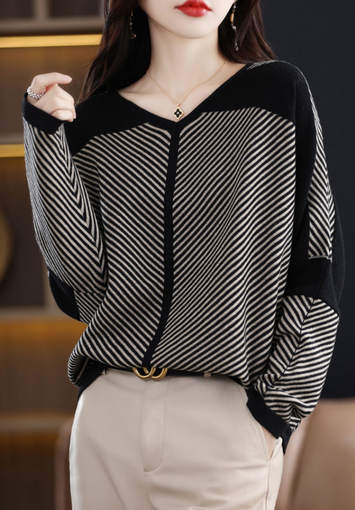 Knitted Casual sweater stripe loose bottoming shirt