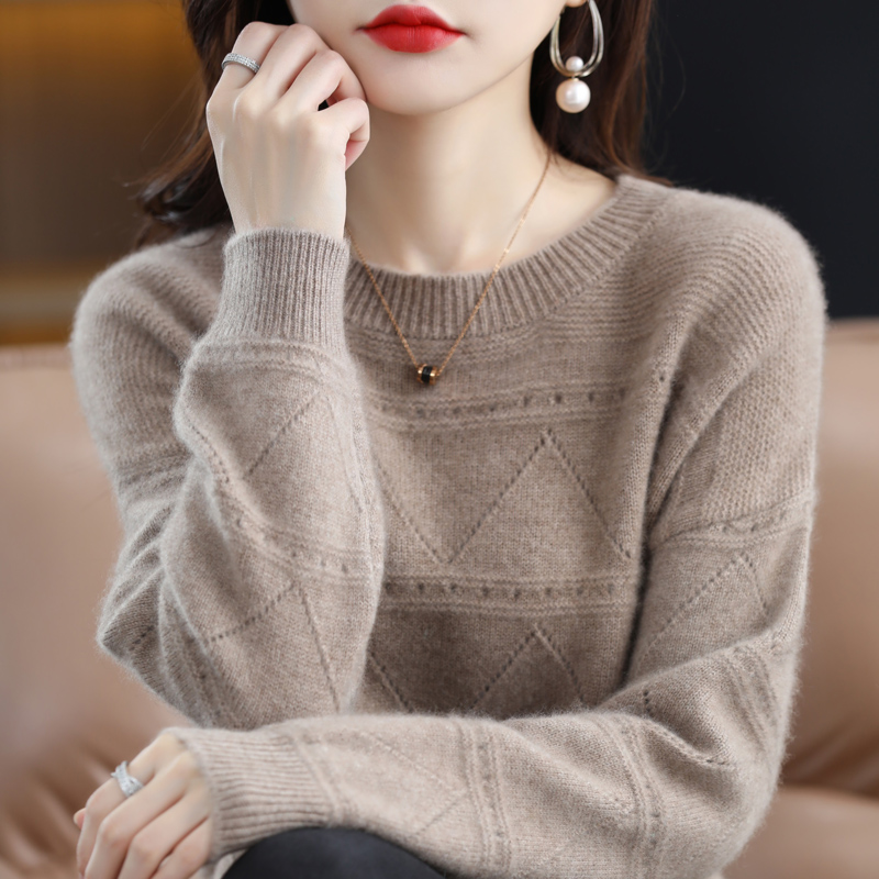 Bottoming autumn and winter hollow sweater for women