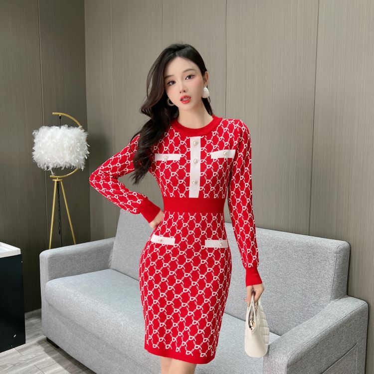 Pinched waist Western style fashion knitted dress