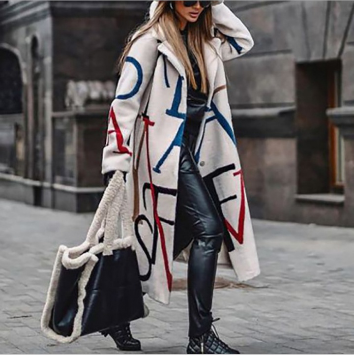 Autumn and winter coat printing overcoat for women