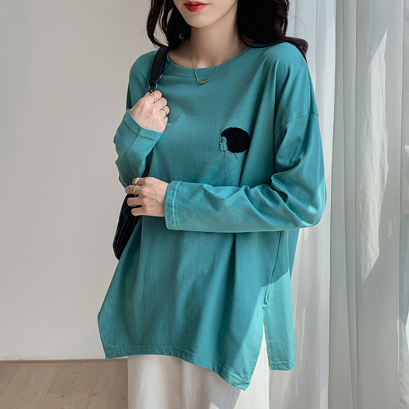 Casual autumn and winter T-shirt split bottoming shirt