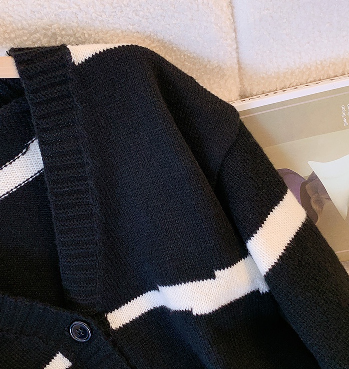 Temperament fashion long sleeve sweater a set for women