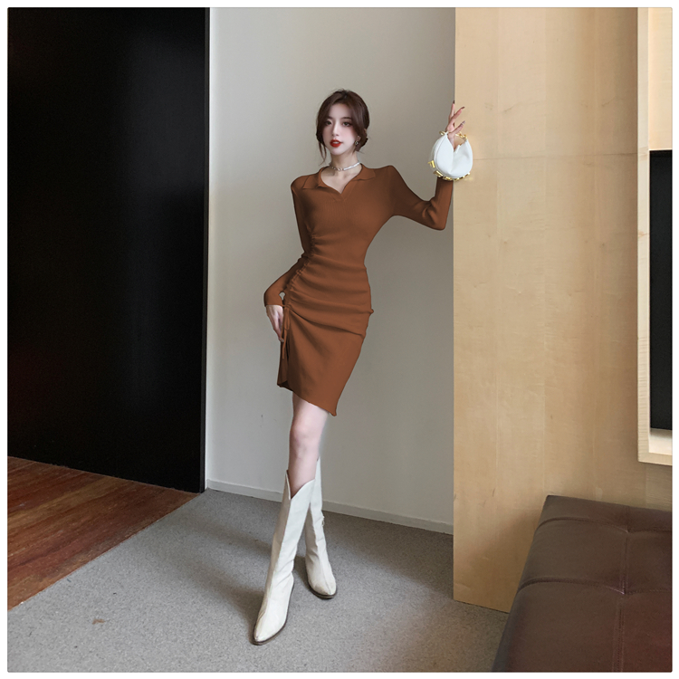 Autumn and winter lapel T-back knitted dress