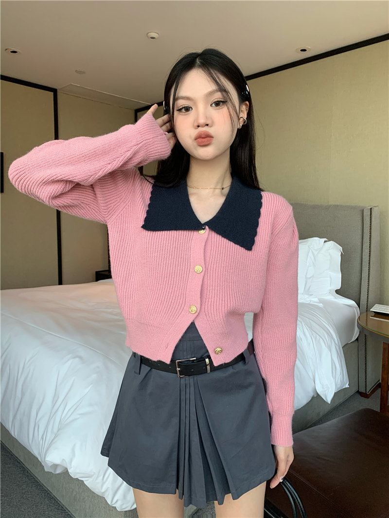 Fashion and elegant lapel coat mixed colors sweater