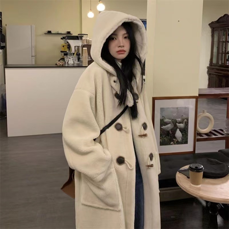 College style overcoat horn buckle coat for women