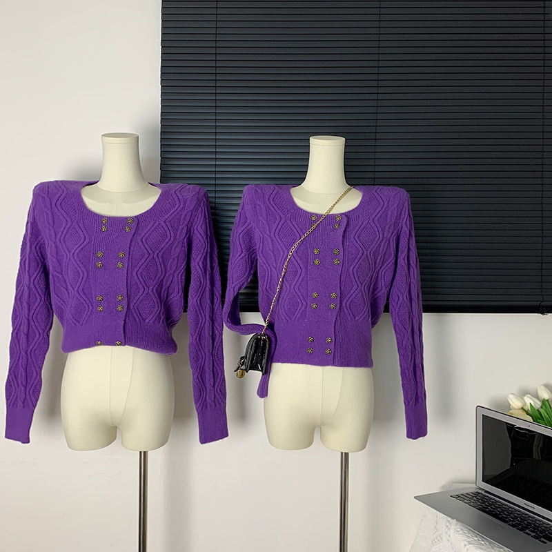 Pure twist shoulder pads retro double-breasted U-neck sweater