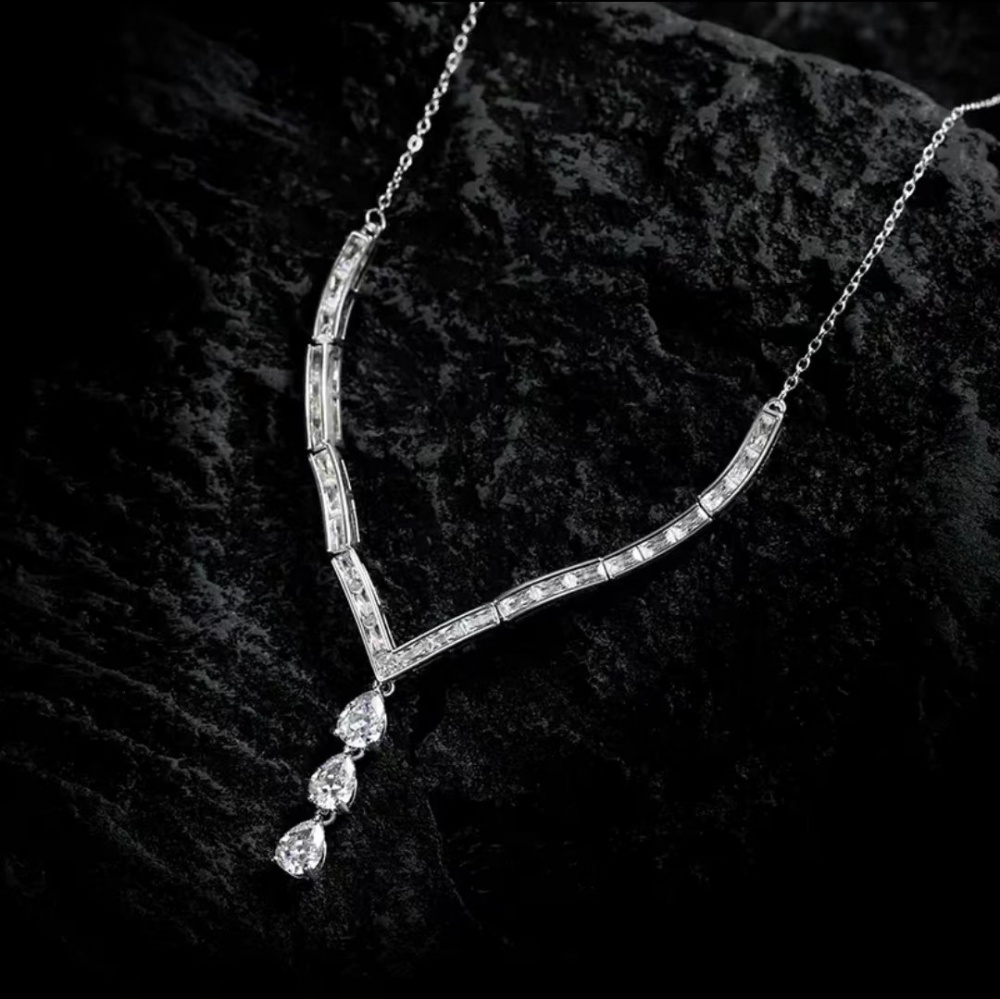 Pendant fashion drops of water temperament zircon necklace