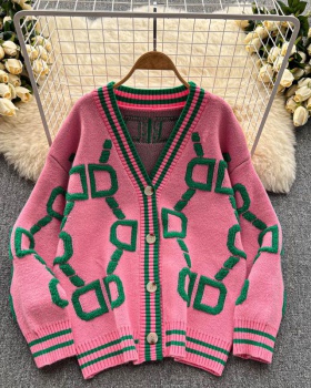Retro European style fashion sweater mixed colors thick coat