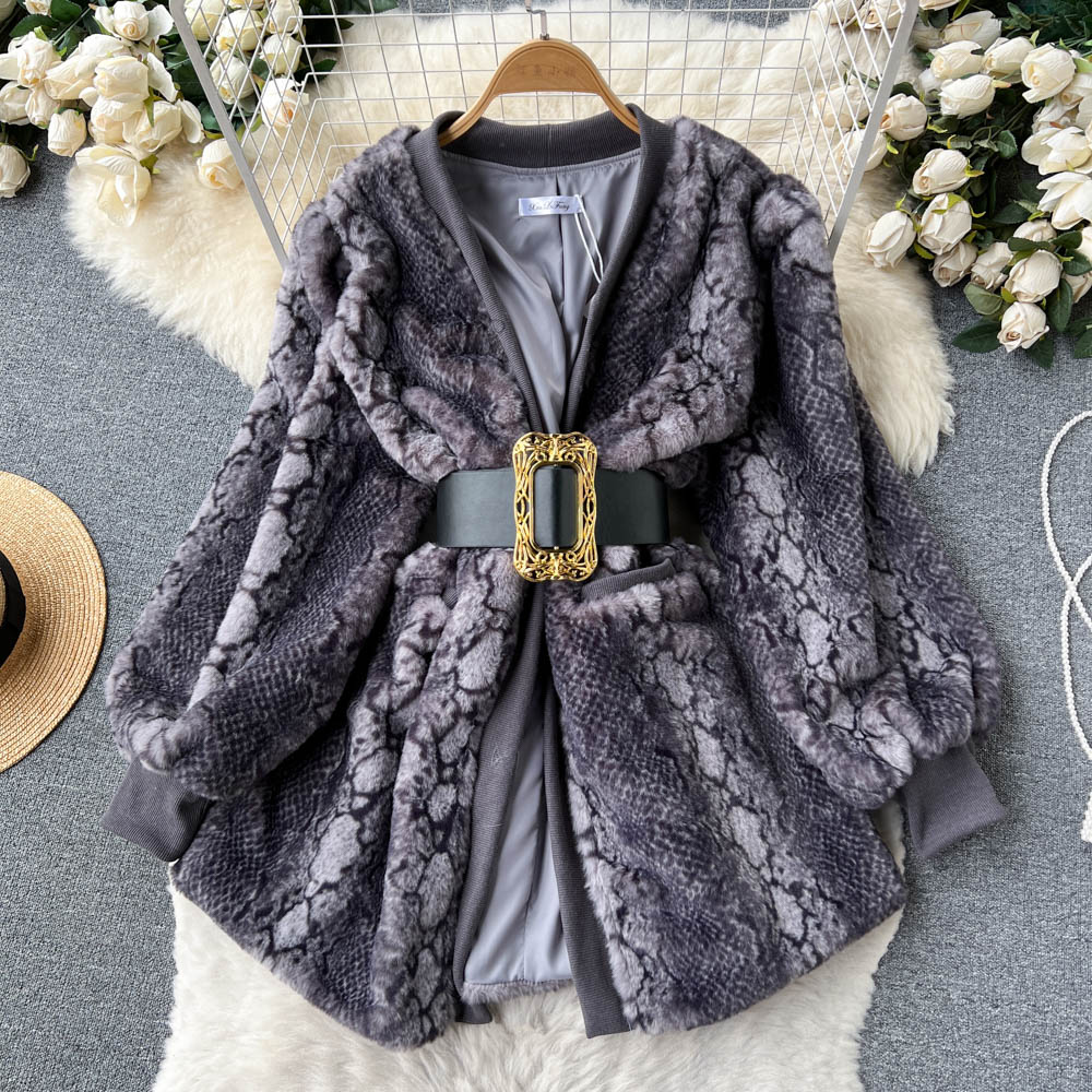 Autumn and winter cardigan wears outside sweater for women