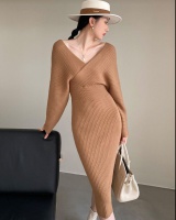 Knitted long sleeve temperament pinched waist dress