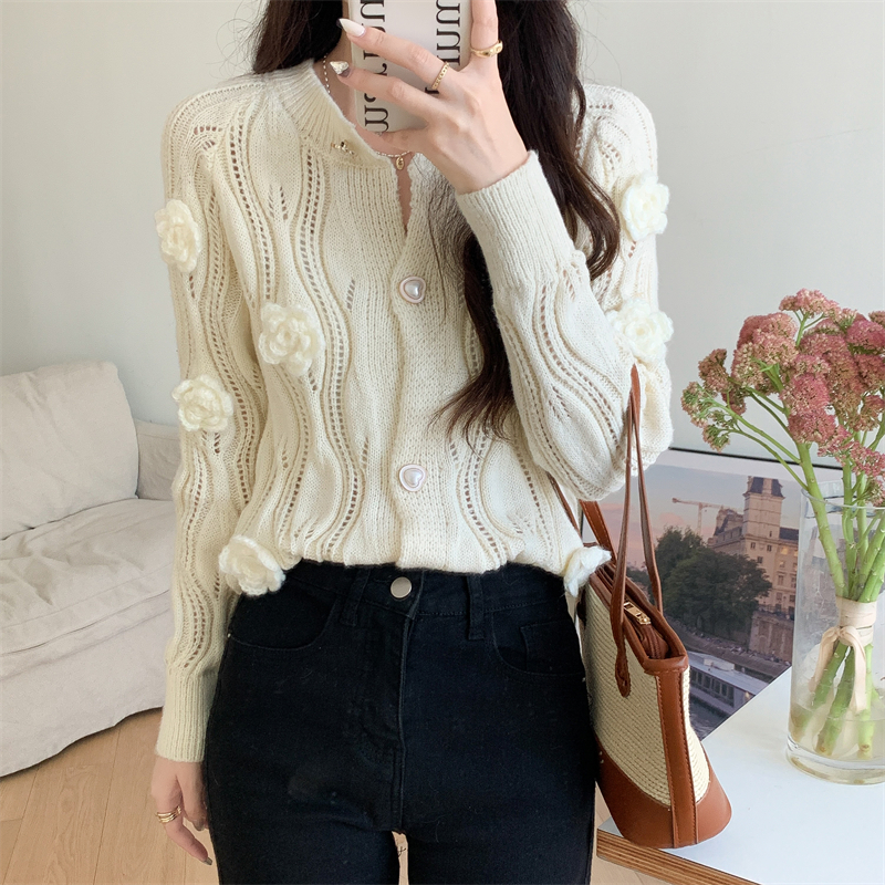 Fashion and elegant colors cardigan knitted sweater