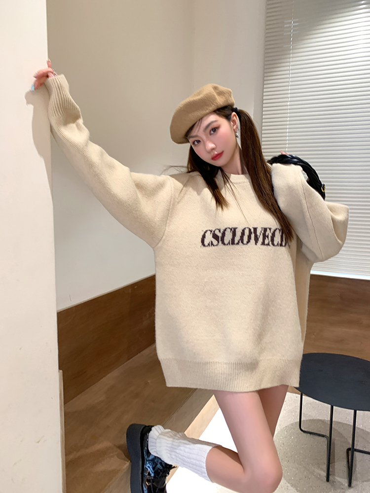 Simple autumn and winter loose pullover sweater