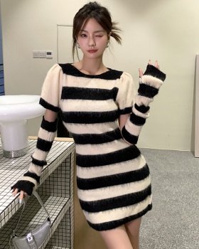 Knitted stripe dress bottoming T-back for women