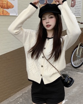 Buckle knitted unique France style short long sleeve cardigan
