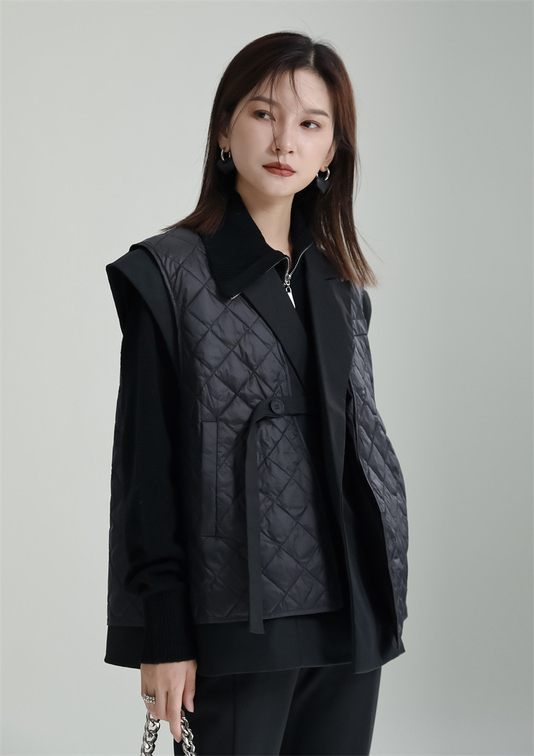 Quilted slim waistcoat Pseudo-two coat for women
