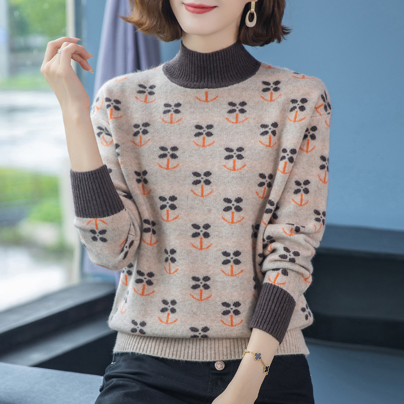 Western style bottoming shirt short sweater for women