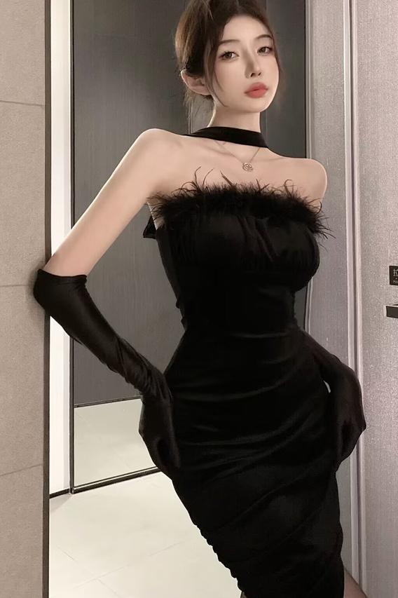 Sexy wrapped chest tight Gloves flat shoulder black dress