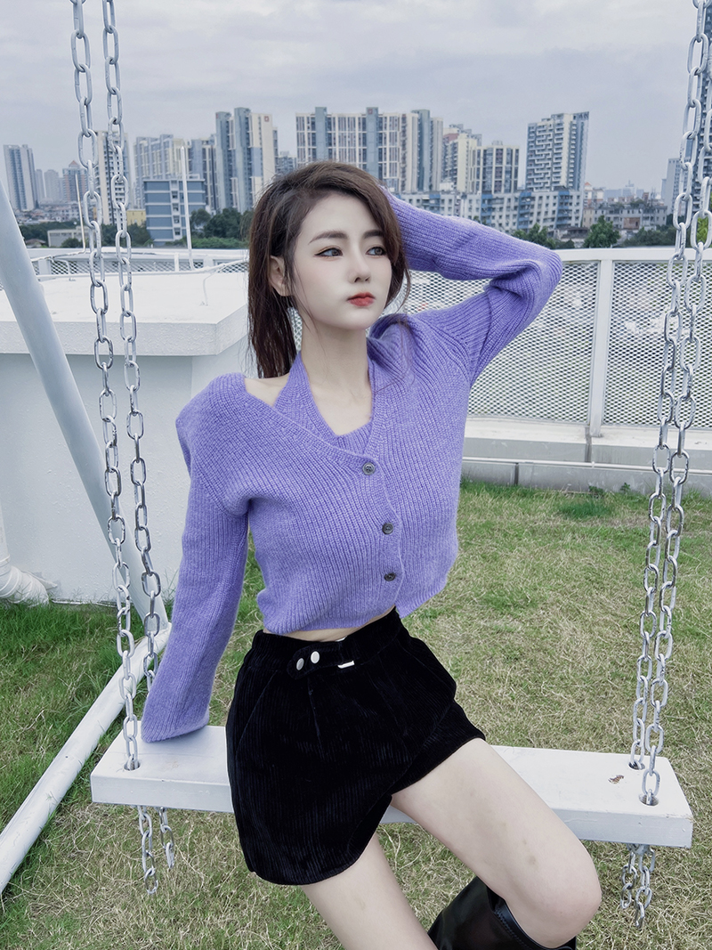 Knitted sweater short bottoming shirt for women