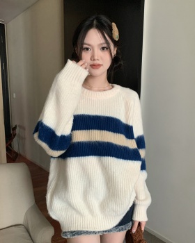 Knitted plush round neck loose stripe lazy pullover sweater