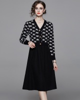 V-neck autumn and winter sweater bottoming dress
