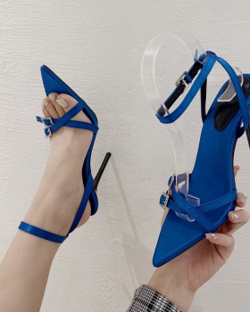 Cingulate hasp sandals high-heeled high-heeled shoes