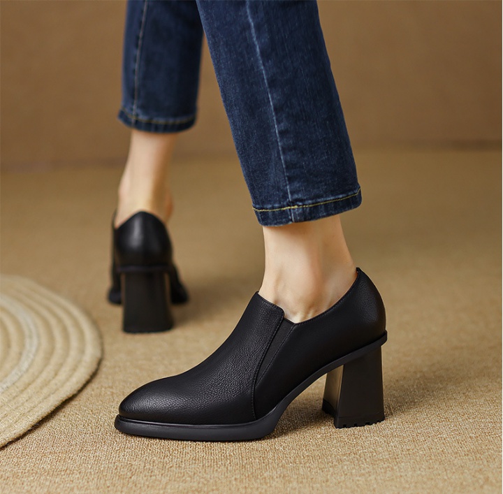 Round retro shoes thick small high-heeled shoes for women