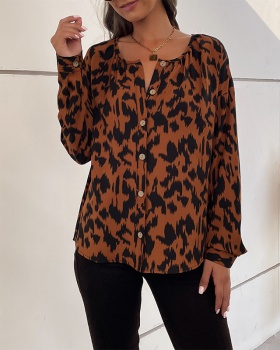 Fashion European style round neck leopard shirt