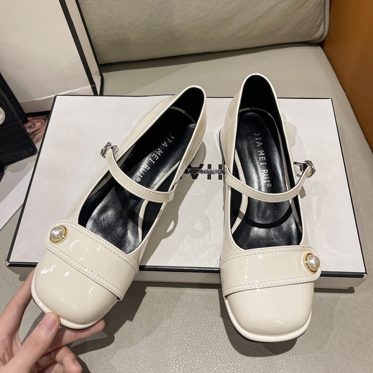 College style Korean style square head shoes for women