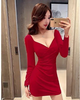 Package hip tight sexy long sleeve low-cut night show dress