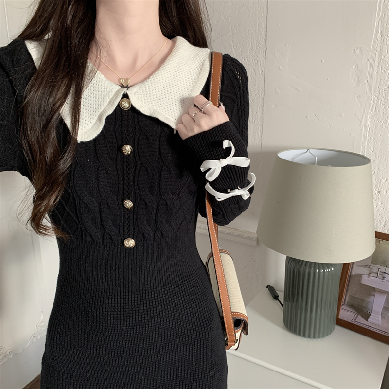Black sweet sweater autumn and winter mixed colors dress