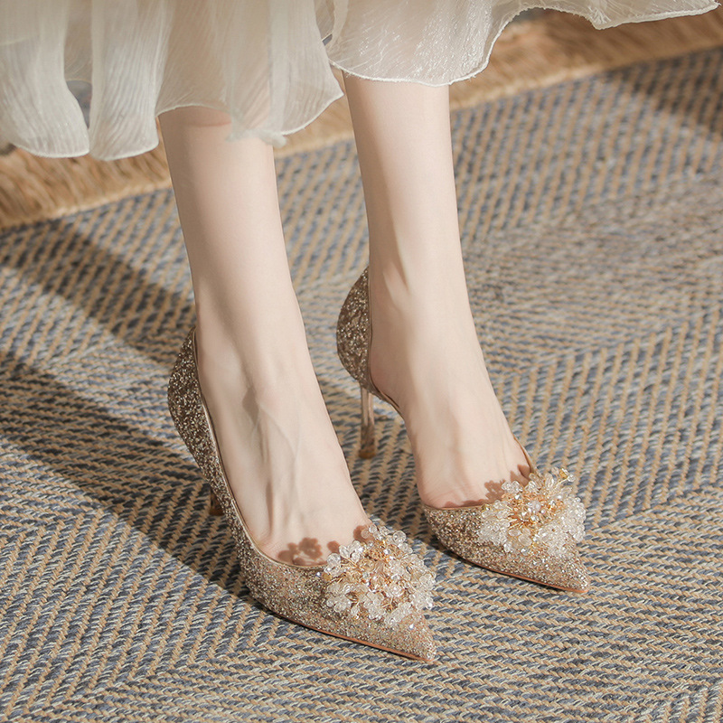 Pointed low wedding shoes fine-root shoes for women