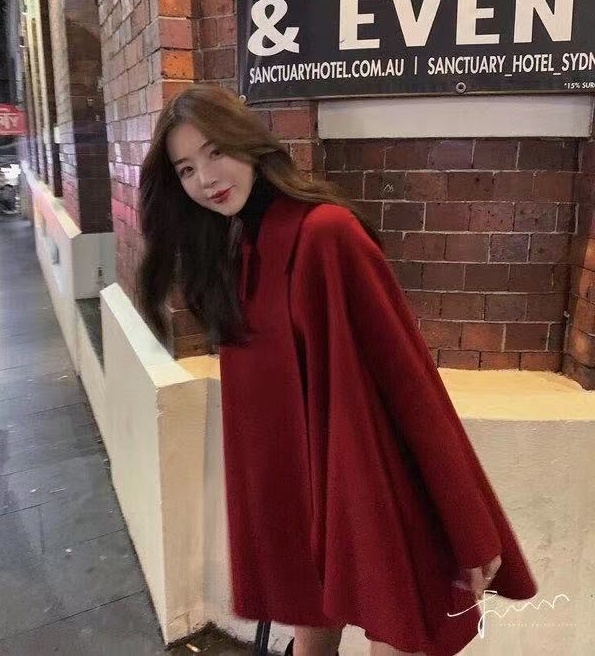 Red two-sided cashmere retro overcoat for women