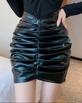 Sexy temperament fold skirt for women