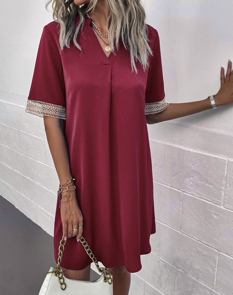 Spring and summer V-neck pure vacation loose dress
