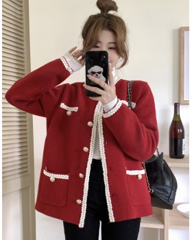 Short fashion and elegant red plush thick coat for women