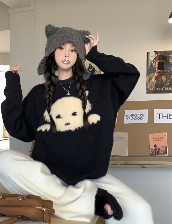 Unique thick round neck puppy sweater for women